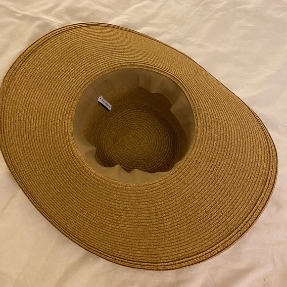 Hat - Picture 5 of 5